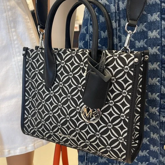 Michael Kors Mirella Small Metallic Logo Jacquard Crossbody Bag Black/Silver 
NW - Picture 7 of 16